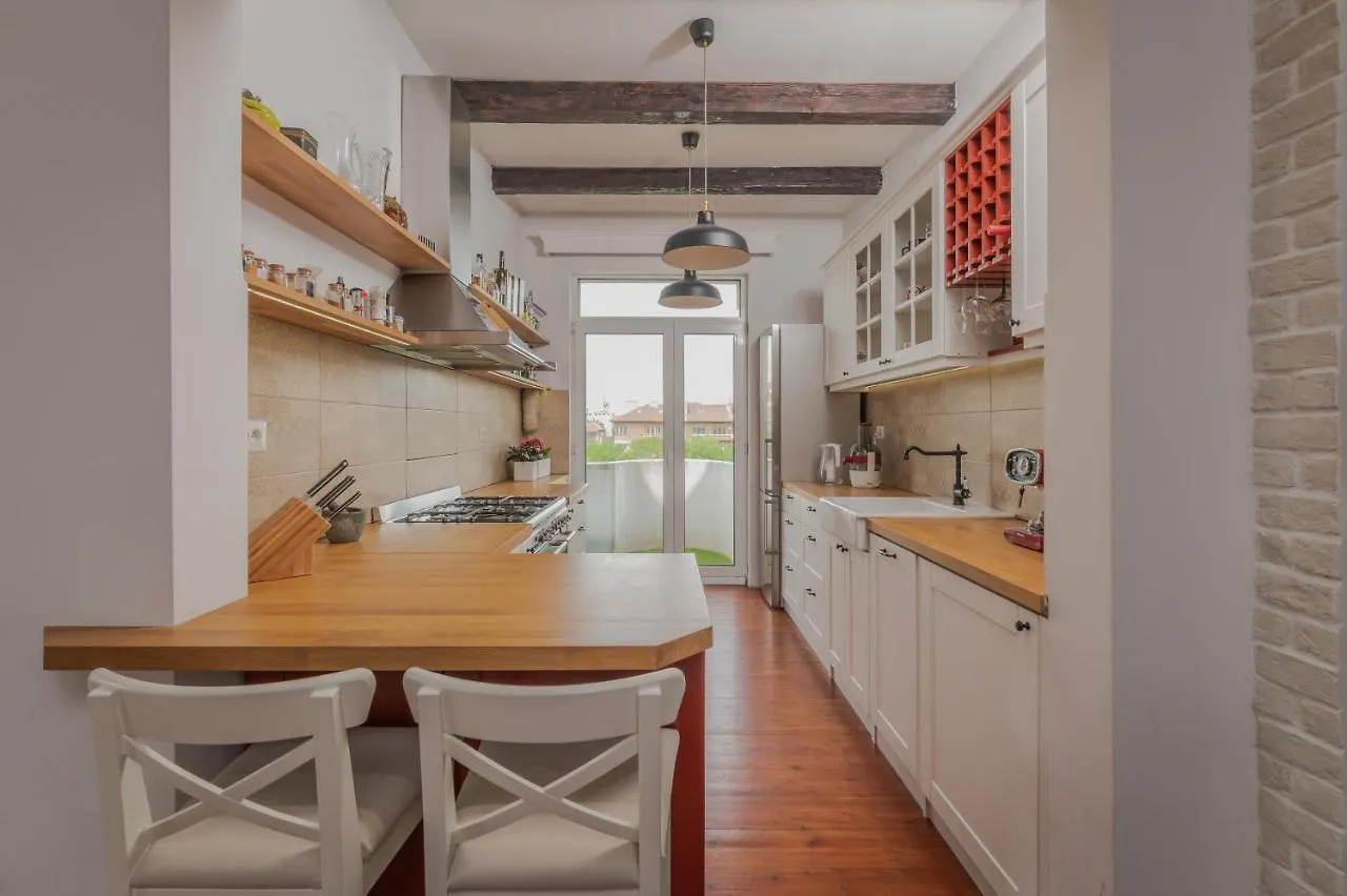 Appartement Flamingo Flat /Two-Bedroom With Balcony\ Sofia Bulgarije